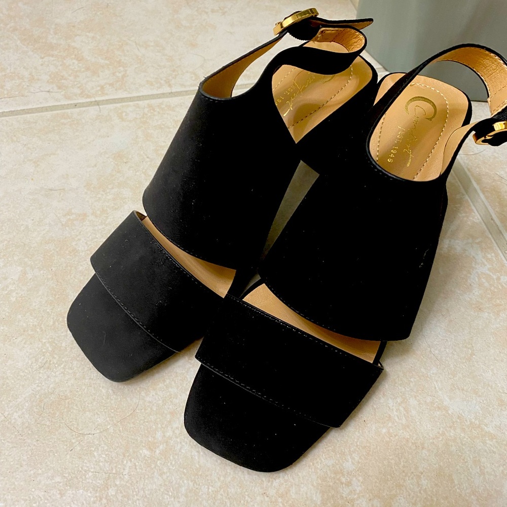 Sexy and flattering black sandals. Worn once!